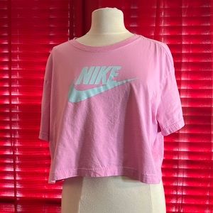 Nike Crop T-Shirt